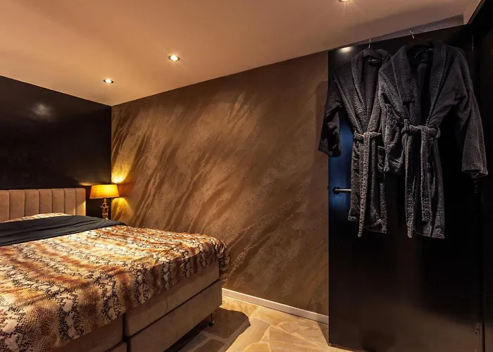 Goud Oda ve Kahvaltı 4*